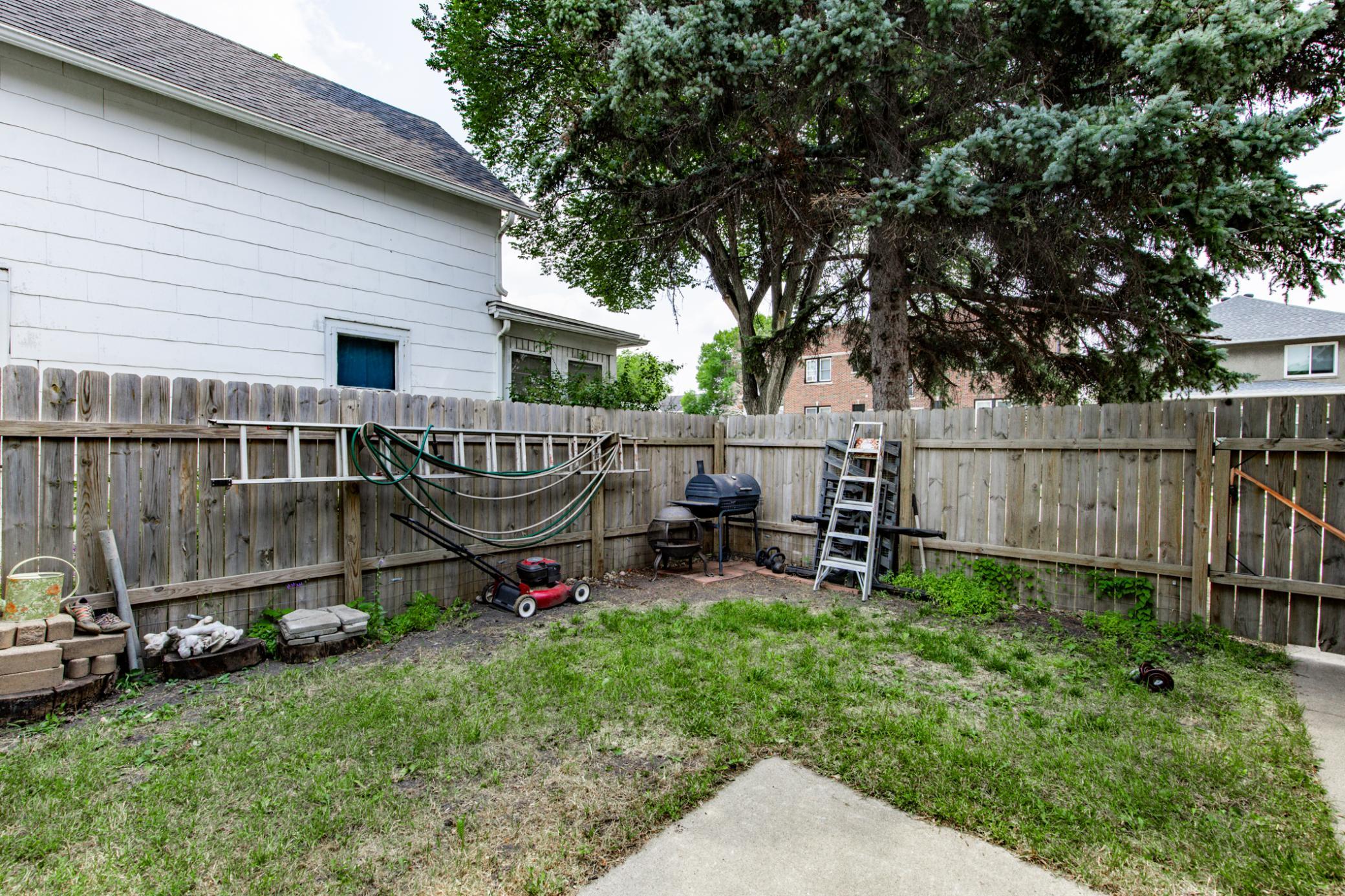 723 6th Avenue N, Fargo ND 58102 - Photo 51 of 53