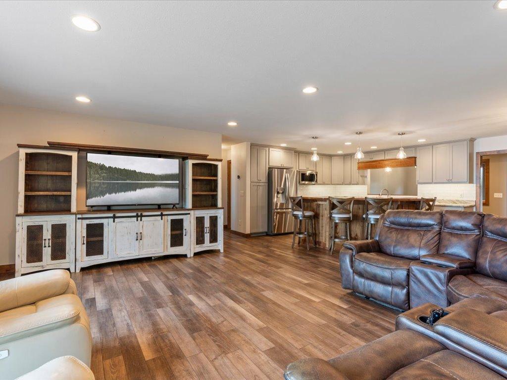 1967 single family home for sale at 13607 Maplewood Drive in Baxter, MN — 5 bed, 3 bath (photo 15 of 52)