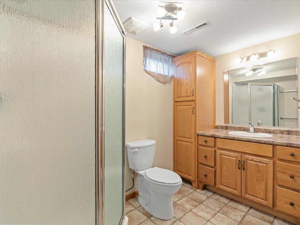1967 single family home for sale at 13607 Maplewood Drive in Baxter, MN — 5 bed, 3 bath (photo 37 of 52)