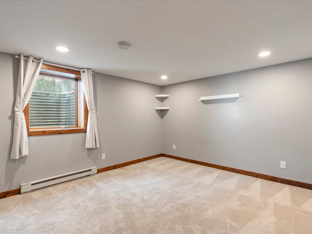 1967 single family home for sale at 13607 Maplewood Drive in Baxter, MN — 5 bed, 3 bath (photo 39 of 52)