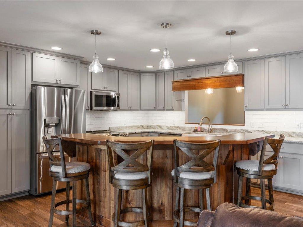 1967 single family home for sale at 13607 Maplewood Drive in Baxter, MN — 5 bed, 3 bath (photo 8 of 52)
