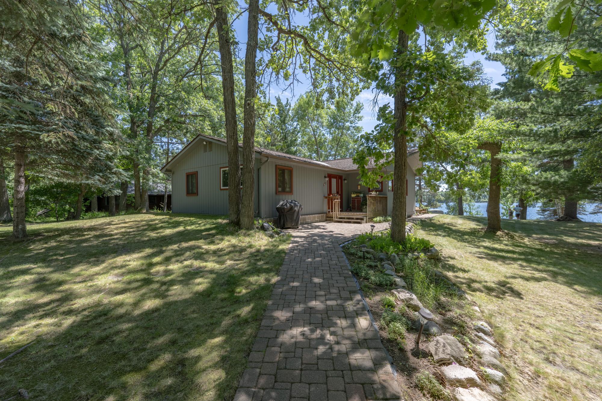 8811 Ossawinnamakee Road, Breezy Point MN 56472 - Photo 25 of 28