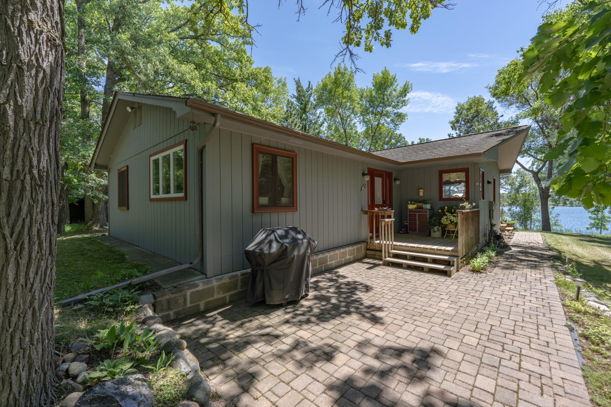 8811 Ossawinnamakee Road, Breezy Point MN 56472 - Photo 5 of 28
