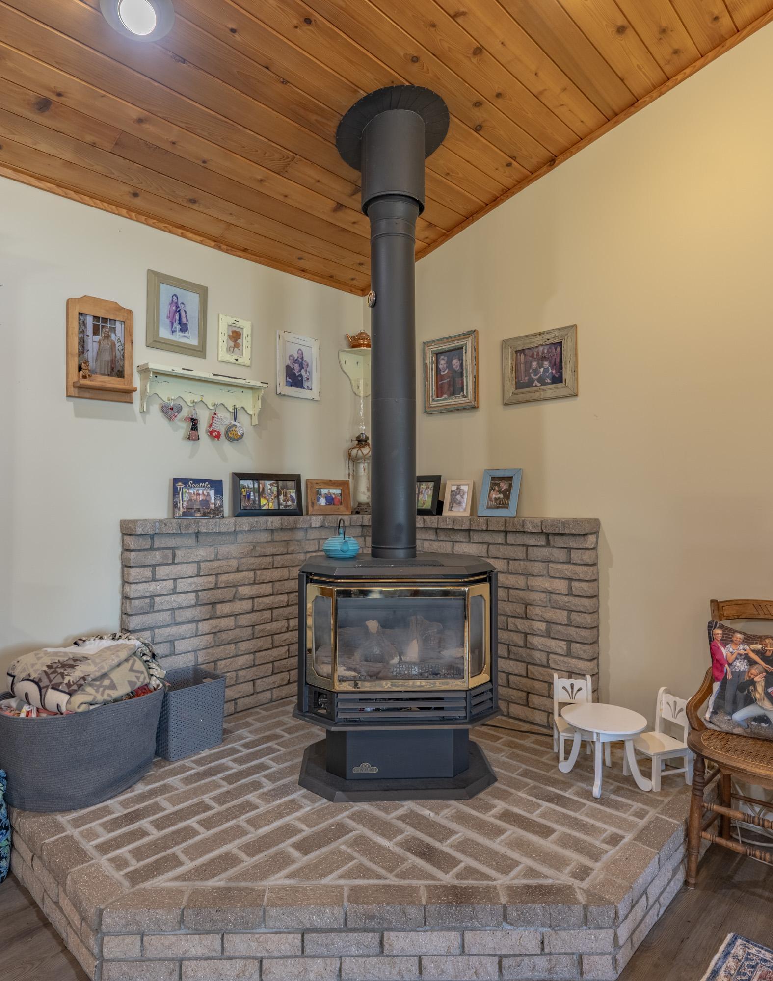 8811 Ossawinnamakee Road, Breezy Point MN 56472 - Photo 10 of 28