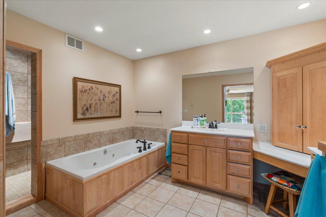 13682 Oak Hollow Road, Brainerd MN 56401 - Photo 25 of 54