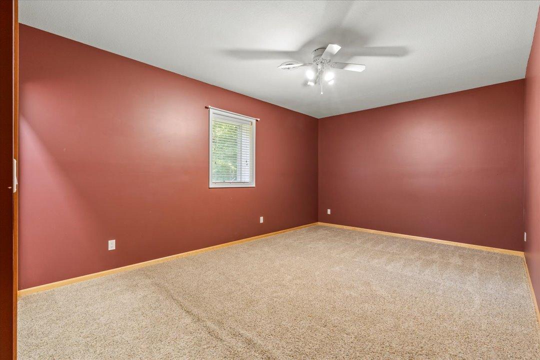 13682 Oak Hollow Road, Brainerd MN 56401 - Photo 33 of 54