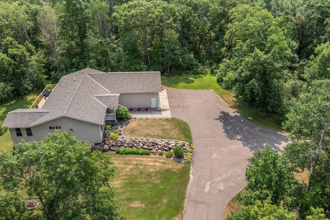 13682 Oak Hollow Road, Brainerd MN 56401 - Photo 6 of 54