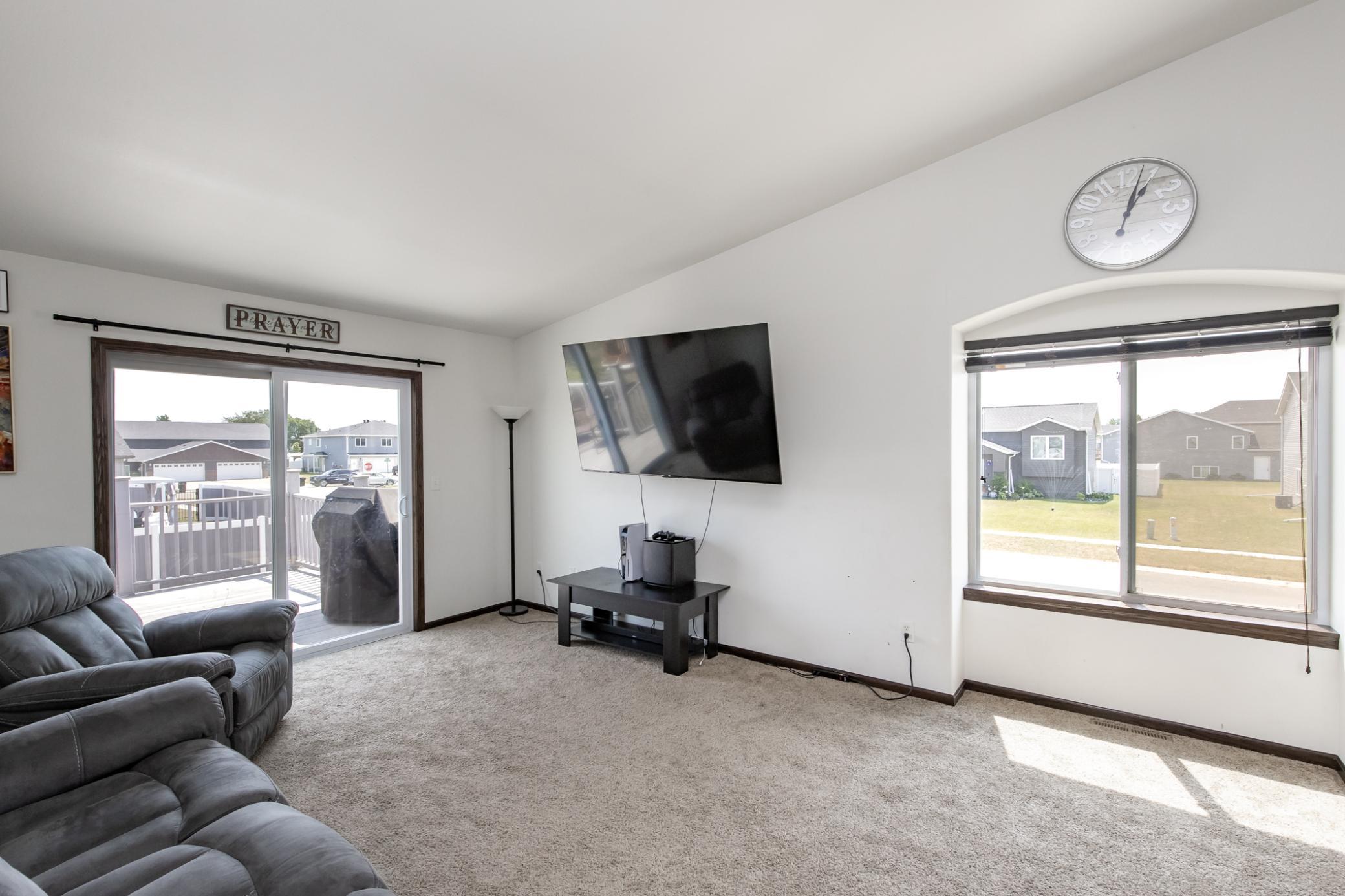 1305 5th Street NW, West Fargo ND 58078 - Photo 16 of 40