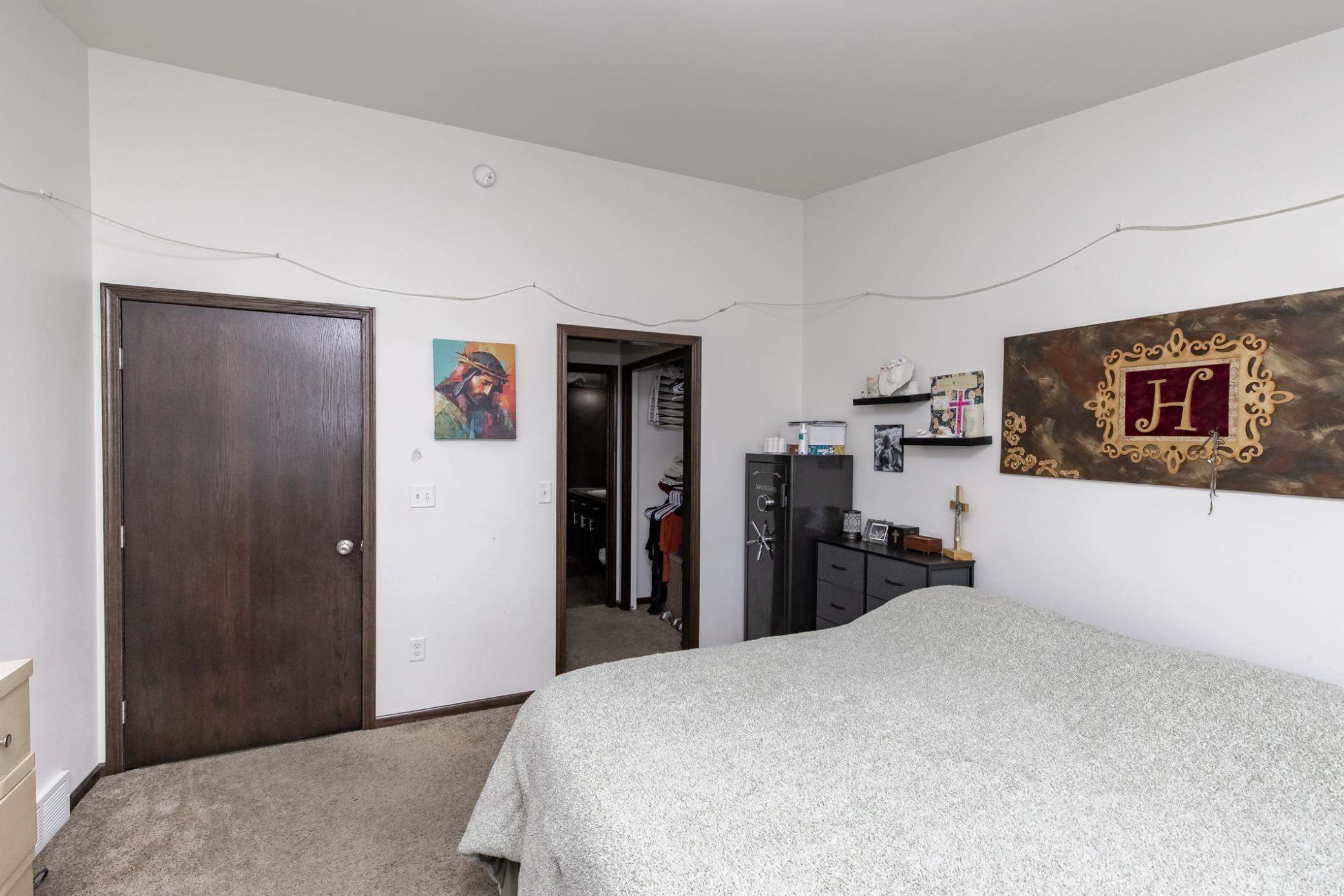 1305 5th Street NW, West Fargo ND 58078 - Photo 19 of 40