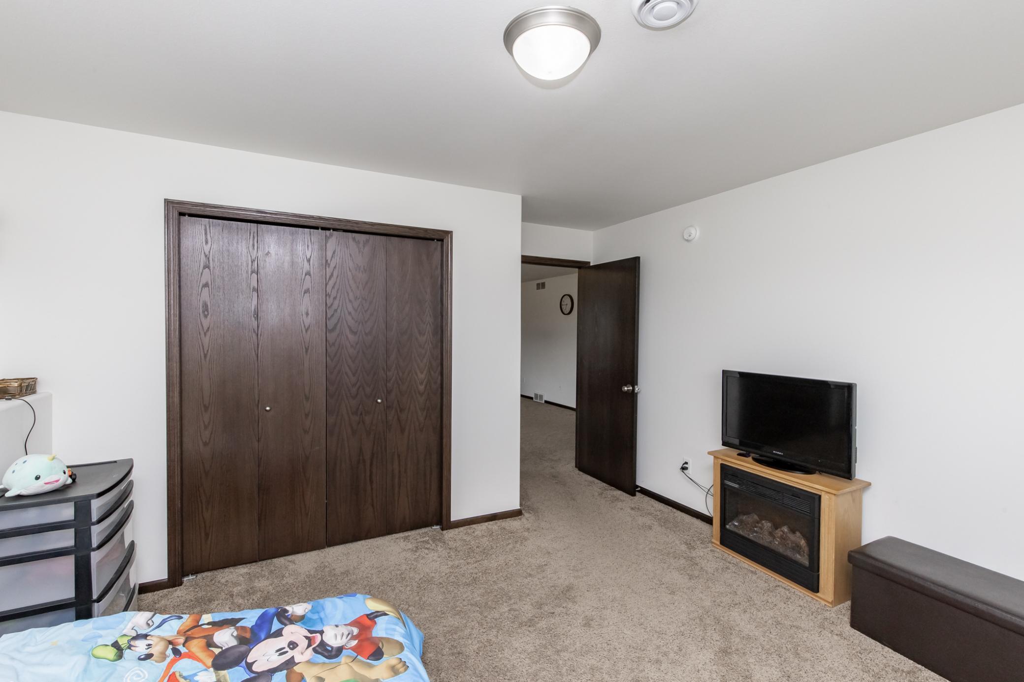 1305 5th Street NW, West Fargo ND 58078 - Photo 34 of 40