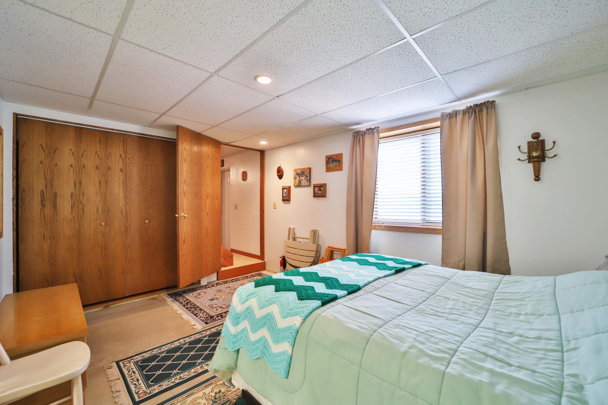 1980 single family home for sale at 32727 Nuthatch Avenue in Aitkin, MN — 3 bed, 2 bath (photo 24 of 45)