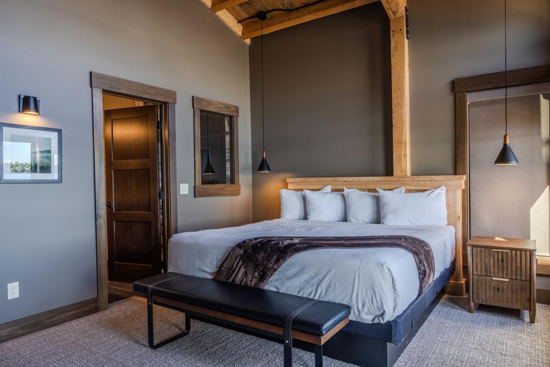 2026 single family home for sale at Cragun's Hillside #709 4bdrm Cronobeles Court in Brainerd, MN — 4 bed, 4 bath (photo 19 of 83)