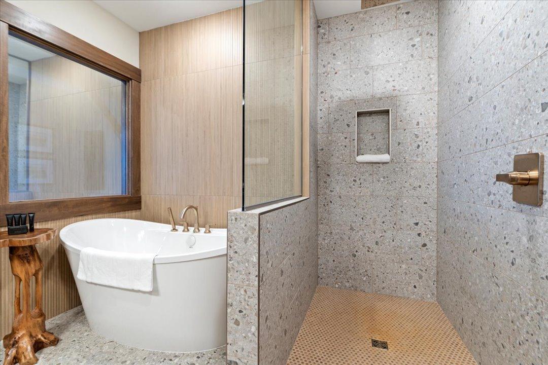 2026 single family home for sale at Cragun's Hillside #709 4bdrm Cronobeles Court in Brainerd, MN — 4 bed, 4 bath (photo 21 of 83)