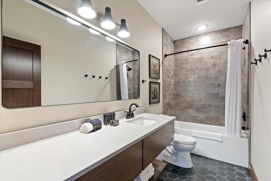 2026 single family home for sale at Cragun's Hillside #709 4bdrm Cronobeles Court in Brainerd, MN — 4 bed, 4 bath (photo 37 of 83)