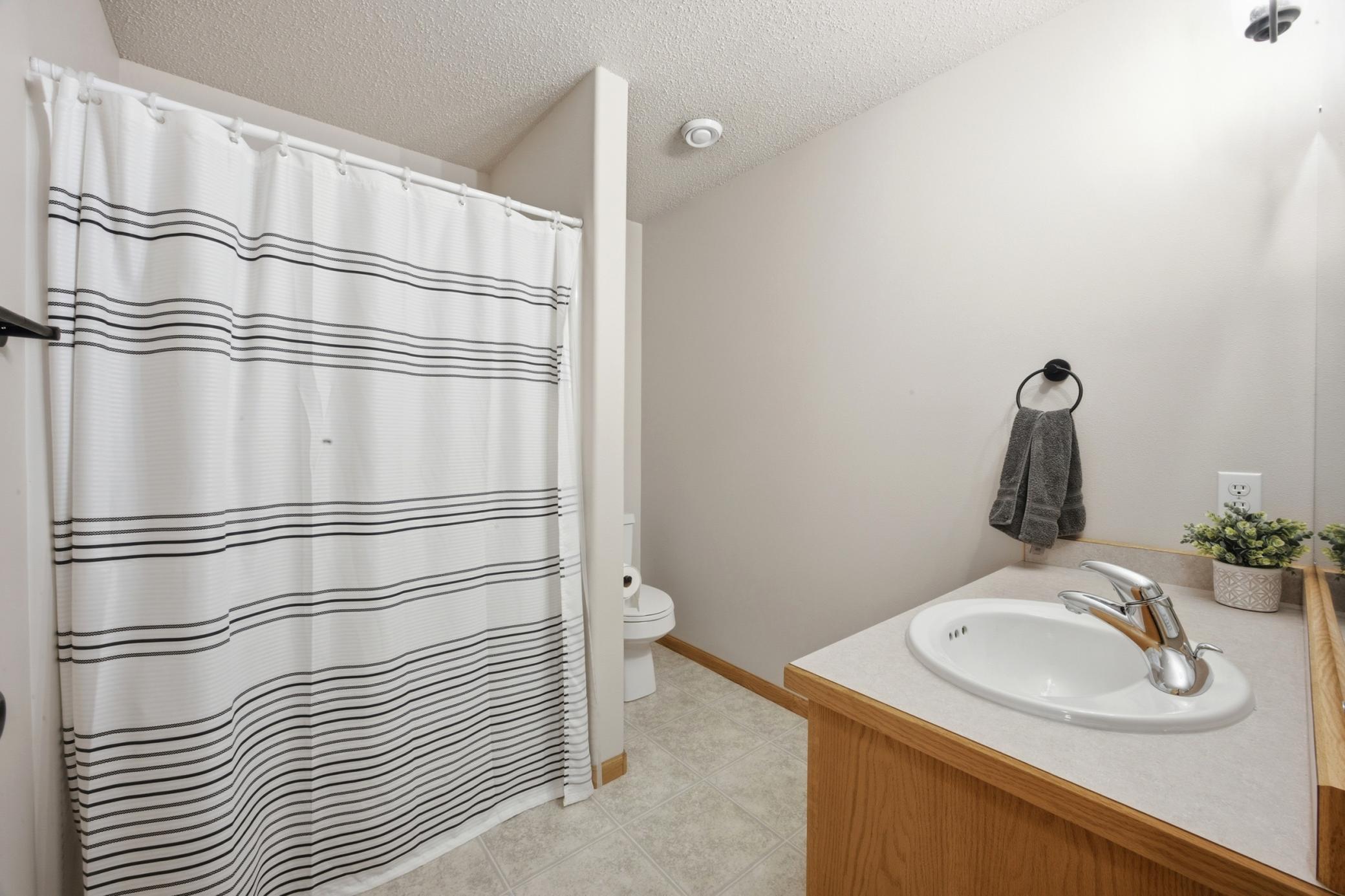 3348 10th Street S, Moorhead MN 56560 - Photo 22 of 27
