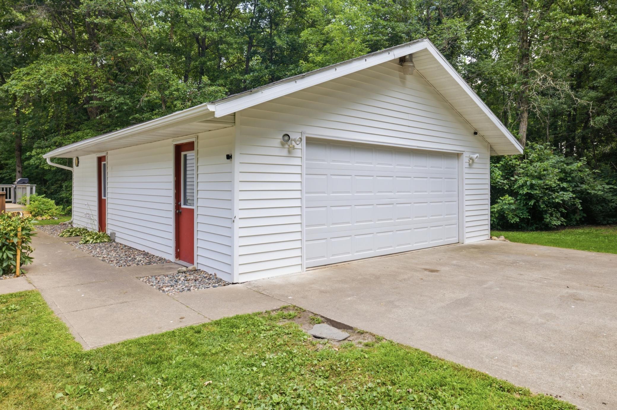 10878 Brent Drive, Brainerd MN 56401 - Photo 3 of 54