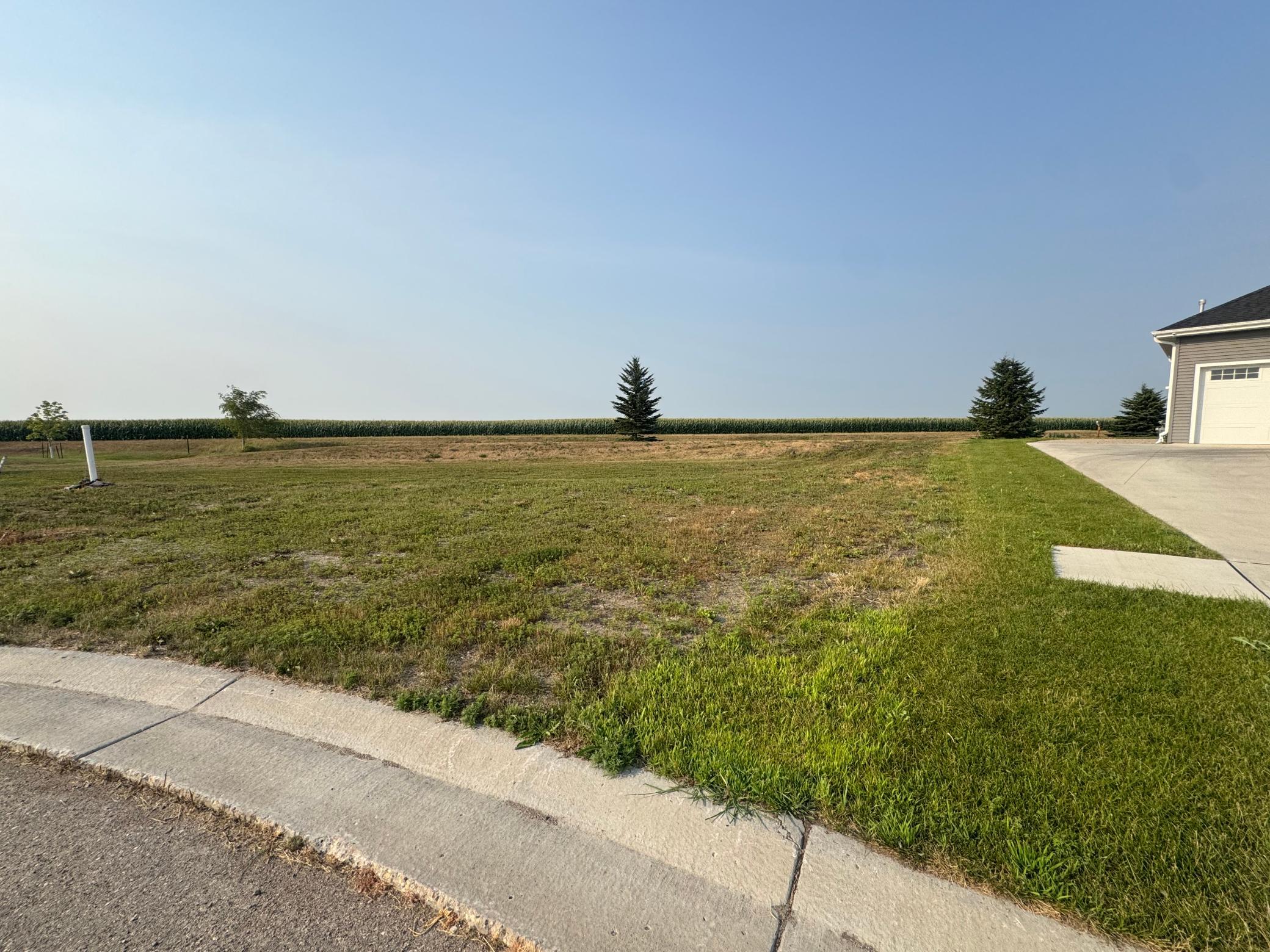 526 8th Street N, Casselton ND 58012 - Photo 2 of 7