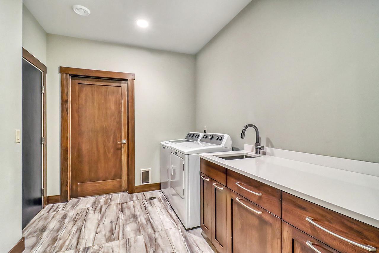 405 20th Avenue E, West Fargo ND 58078 - Photo 87 of 108