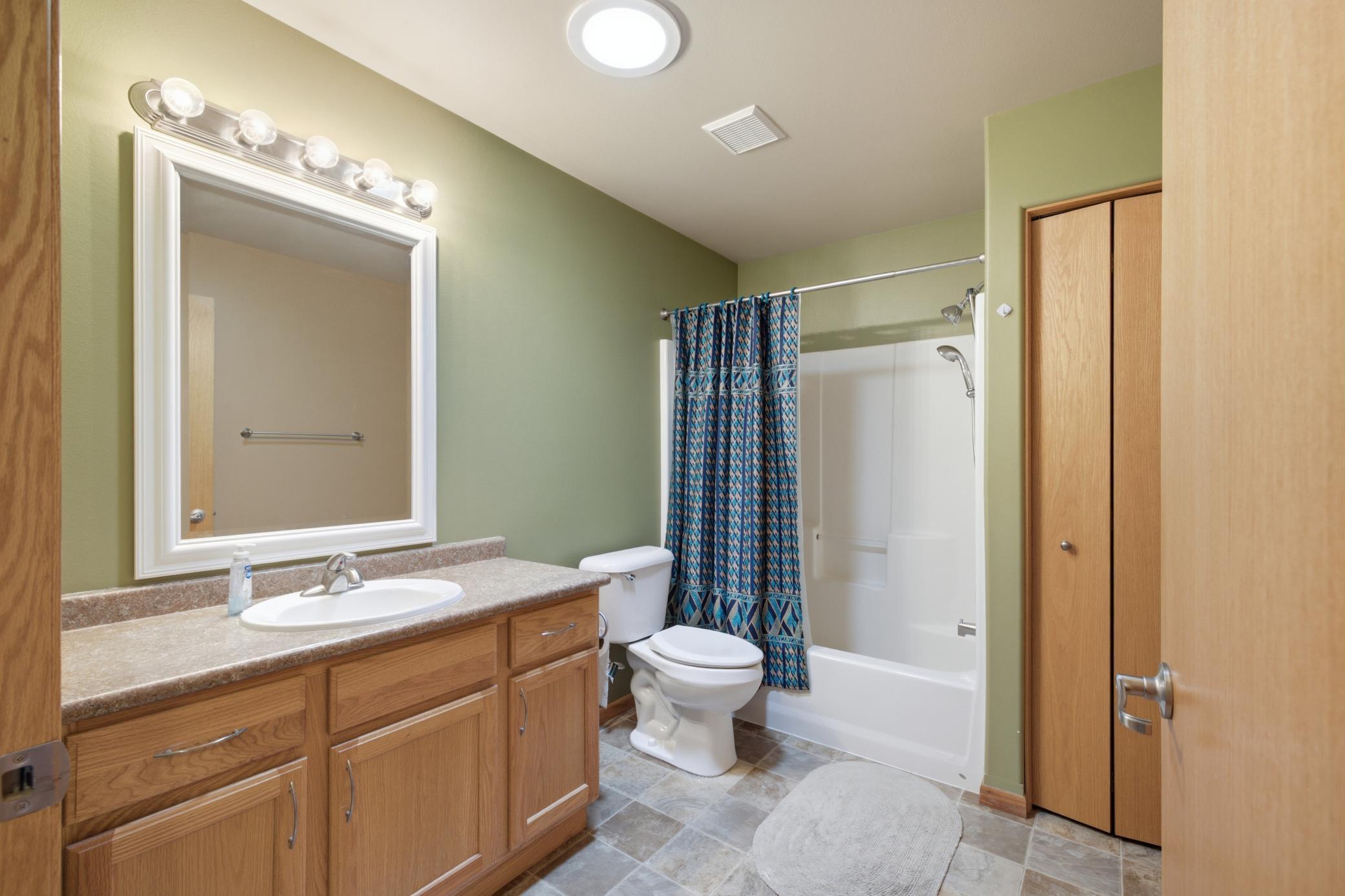 600 6th Street E, Unit 3, West Fargo ND 58078 - Photo 19 of 34