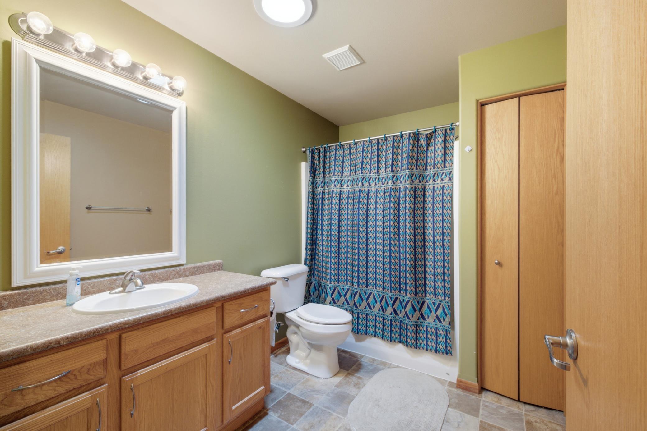 600 6th Street E, Unit 3, West Fargo ND 58078 - Photo 20 of 34