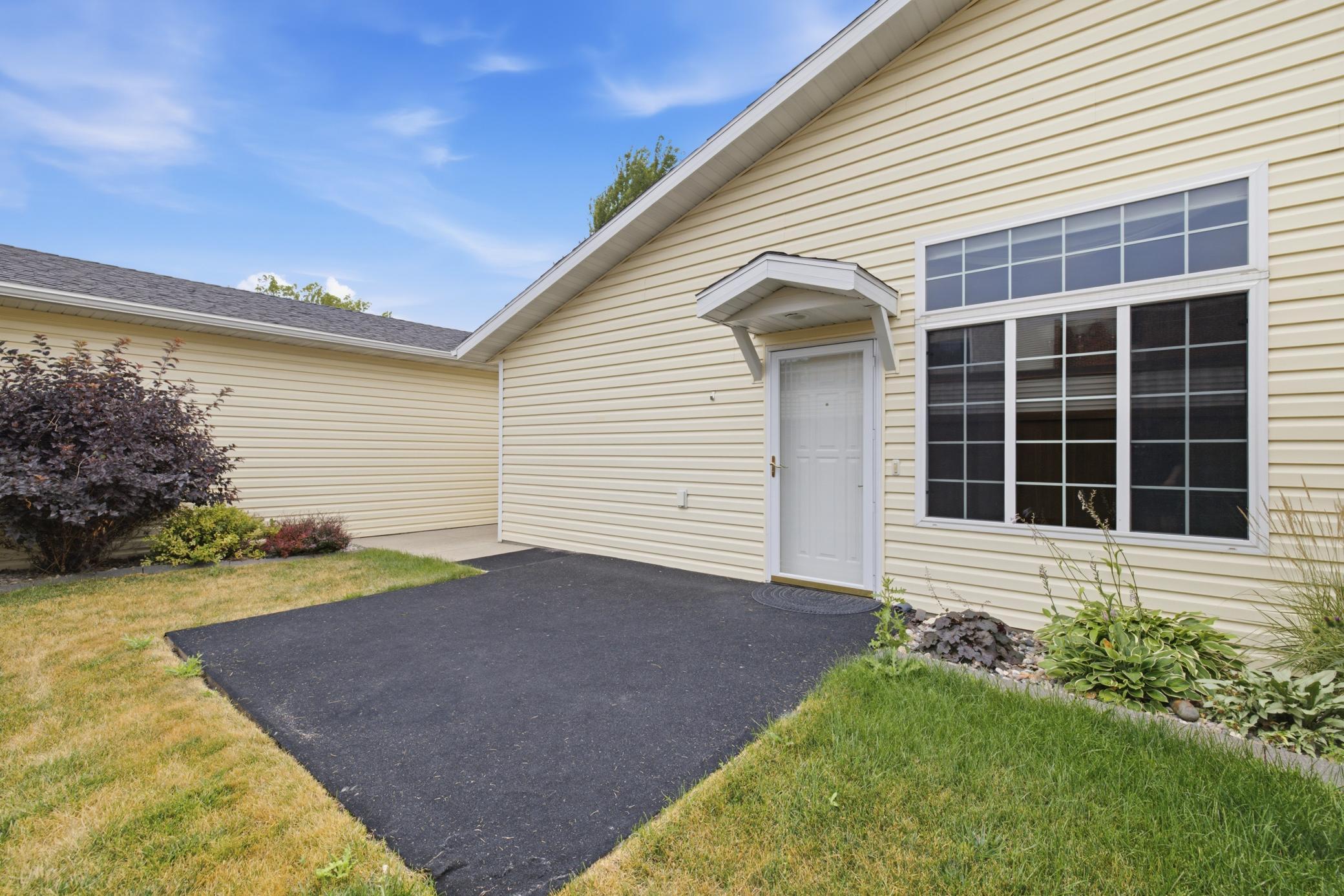 600 6th Street E, Unit 3, West Fargo ND 58078 - Photo 5 of 34