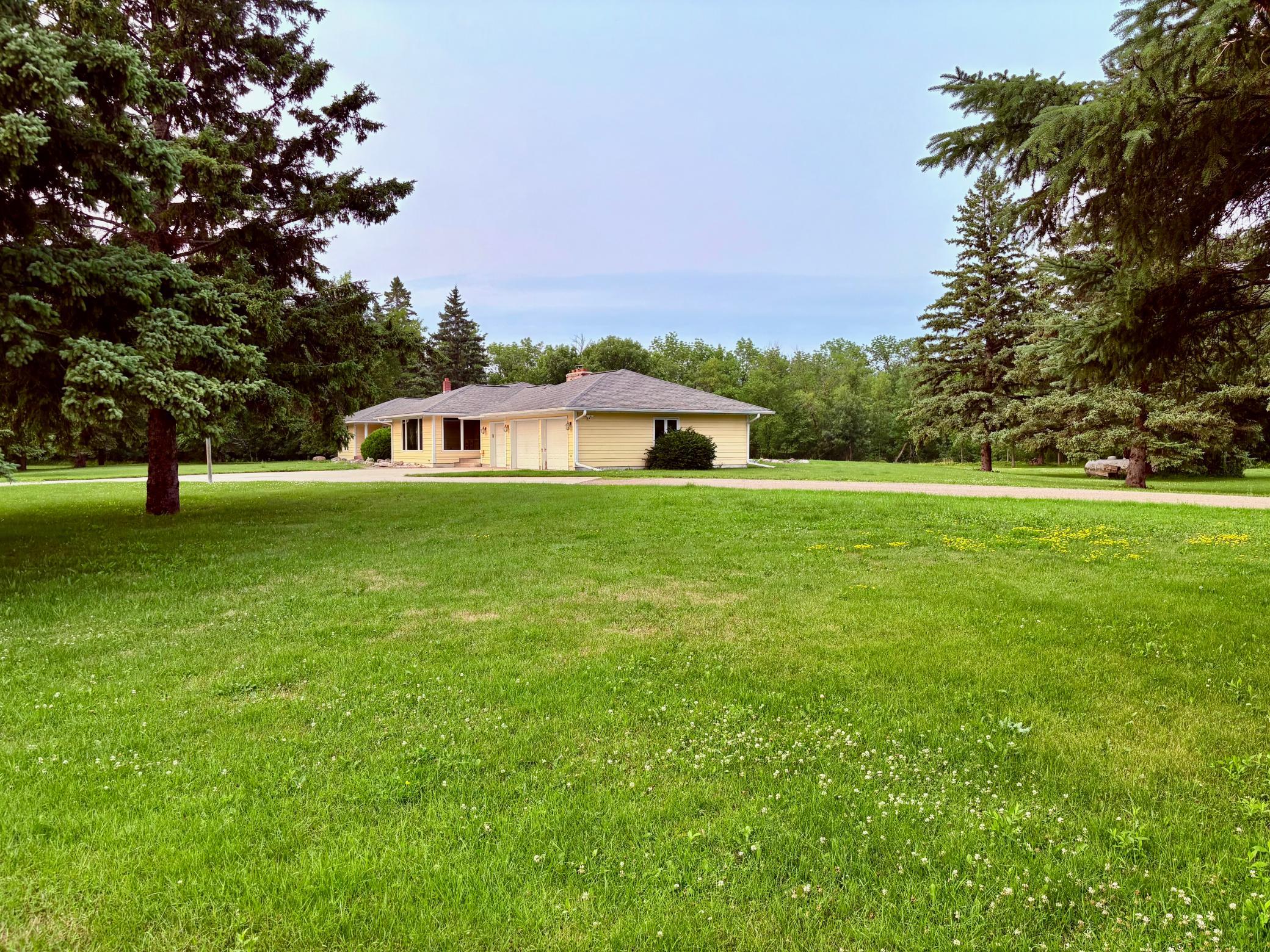 1976 single family home for sale at 59366 330th Street in Warroad, MN — 5 bed, 5 bath (photo 18 of 75)