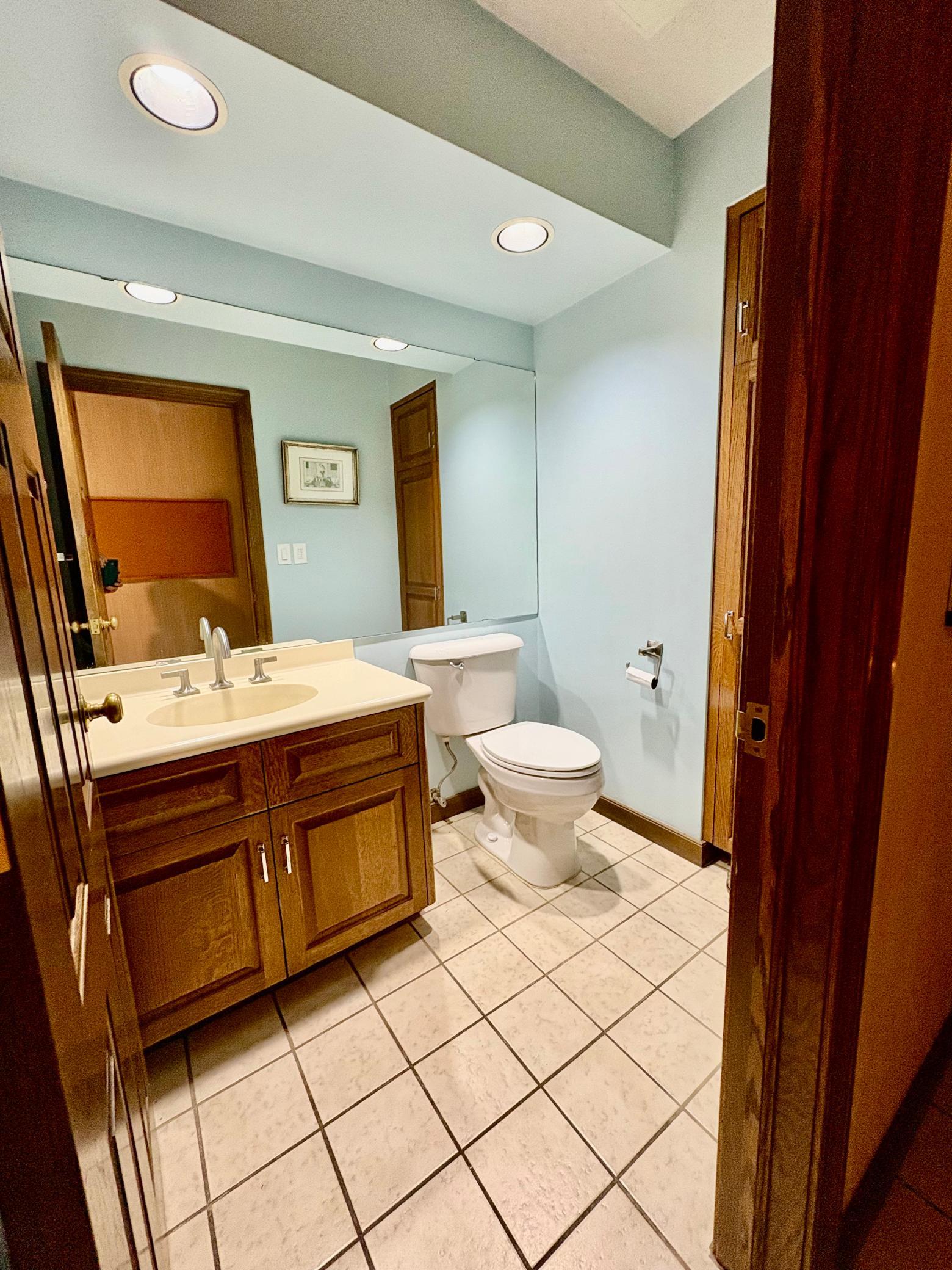 1976 single family home for sale at 59366 330th Street in Warroad, MN — 5 bed, 5 bath (photo 40 of 75)