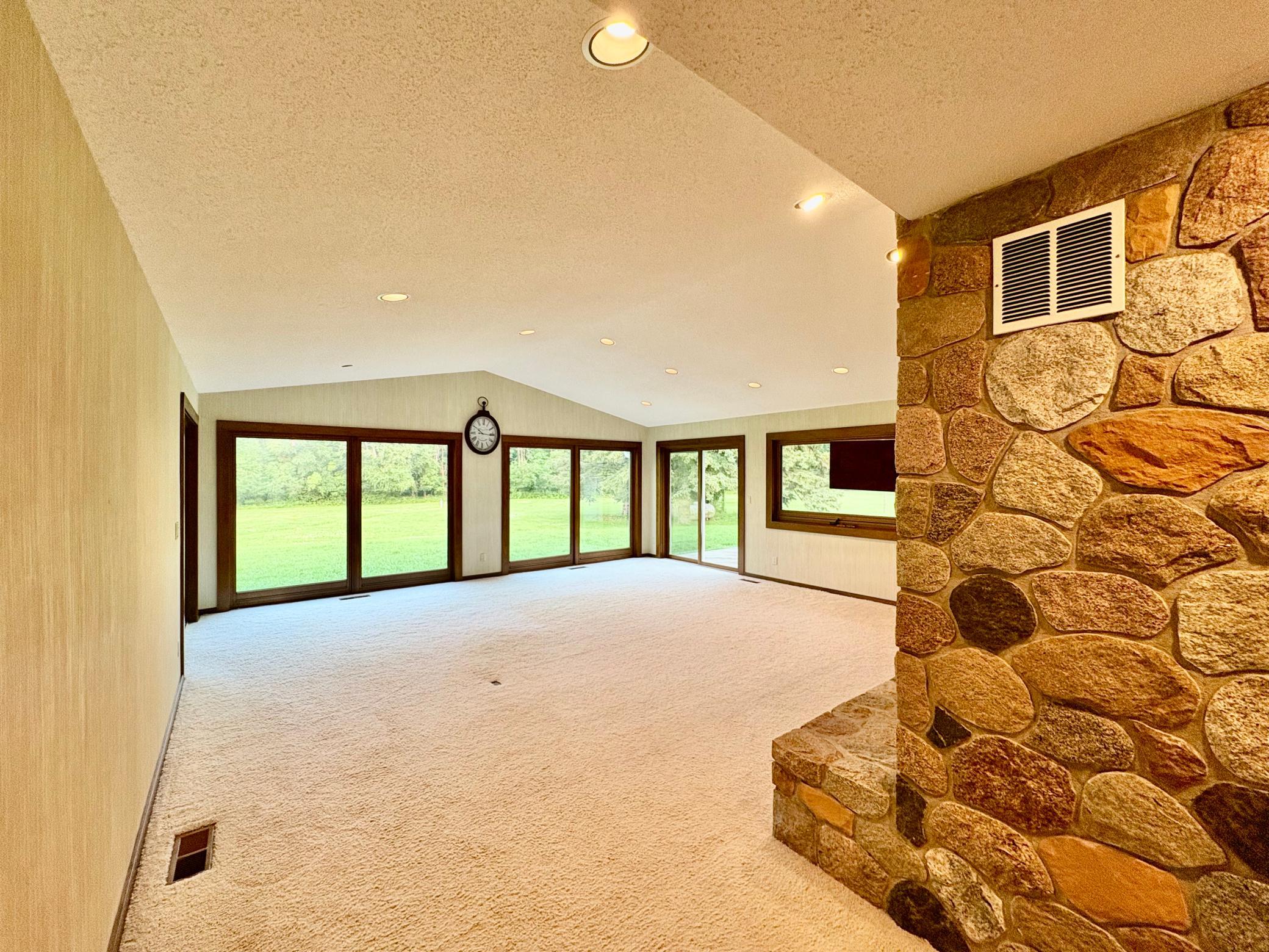 1976 single family home for sale at 59366 330th Street in Warroad, MN — 5 bed, 5 bath (photo 44 of 75)