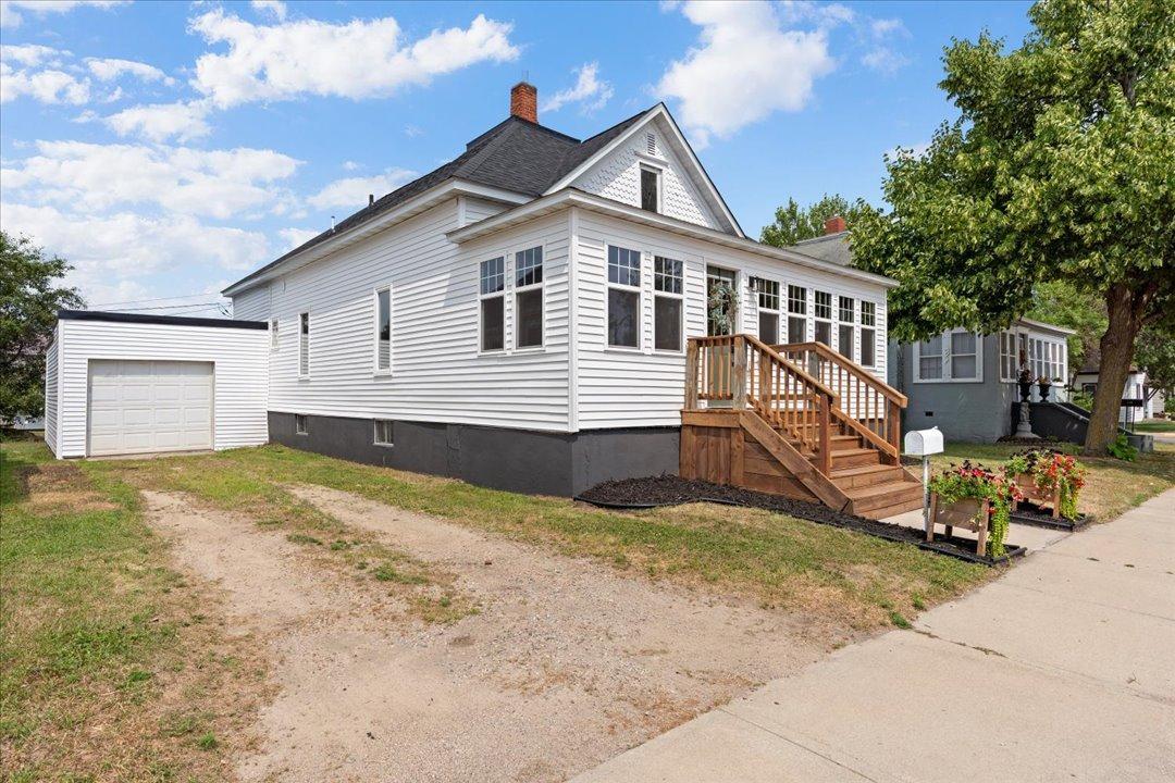 715 2nd Avenue NE, Staples MN 56479 - Photo 18 of 21