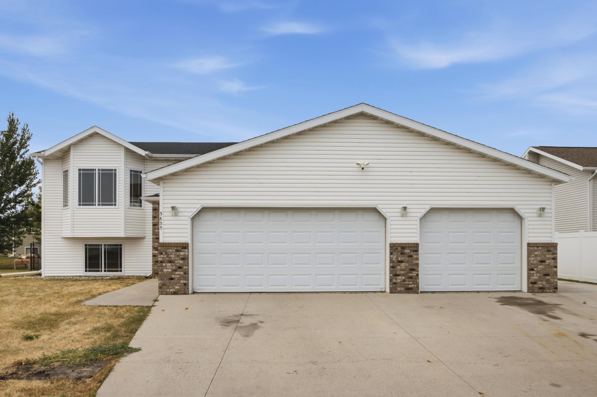 2006 single family home for sale at 3635 Harrison Street S in Fargo, ND — 4 bed, 3 bath