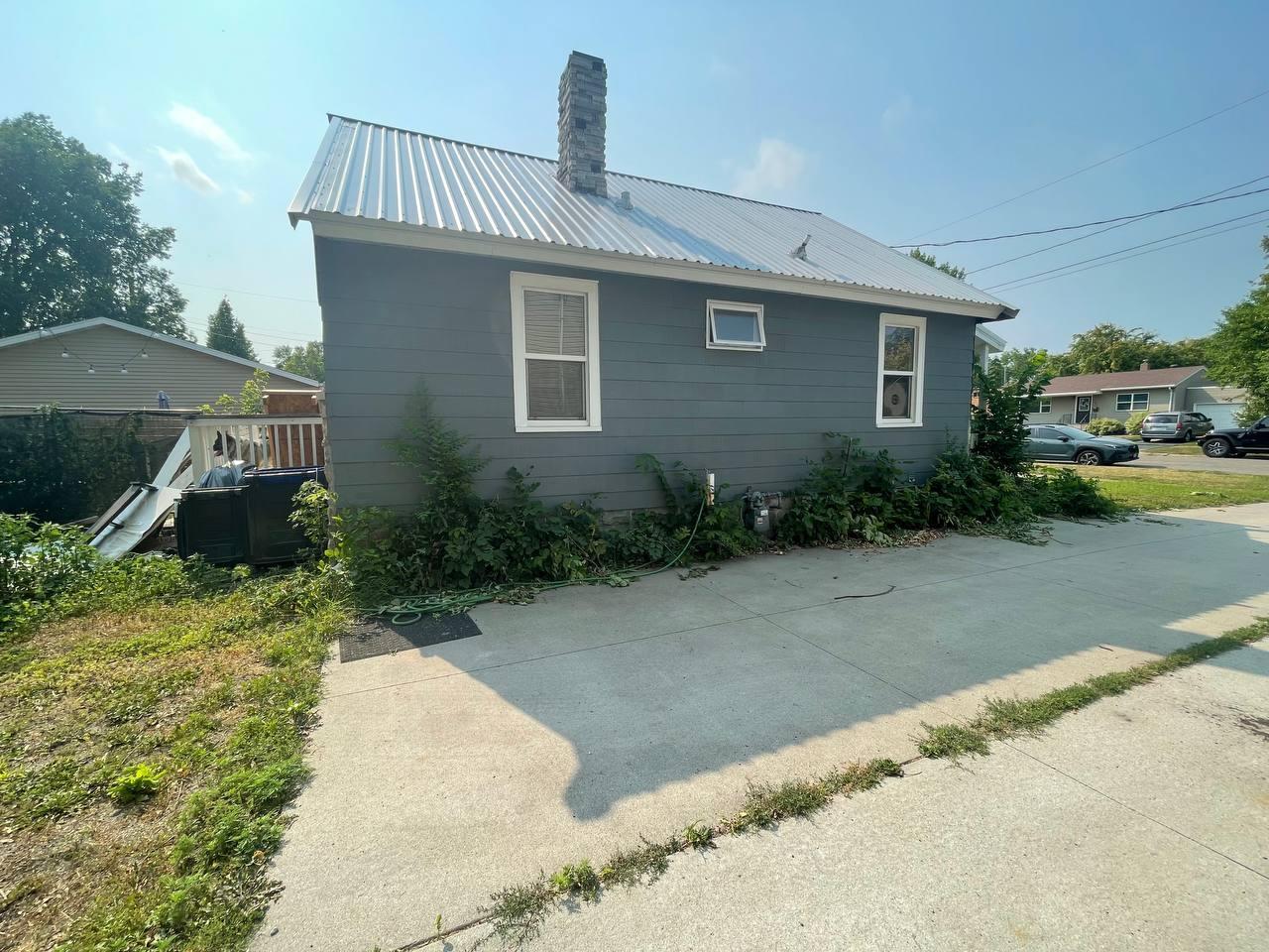 1205 3RD Avenue S, Moorhead MN 56560 - Photo 2 of 20