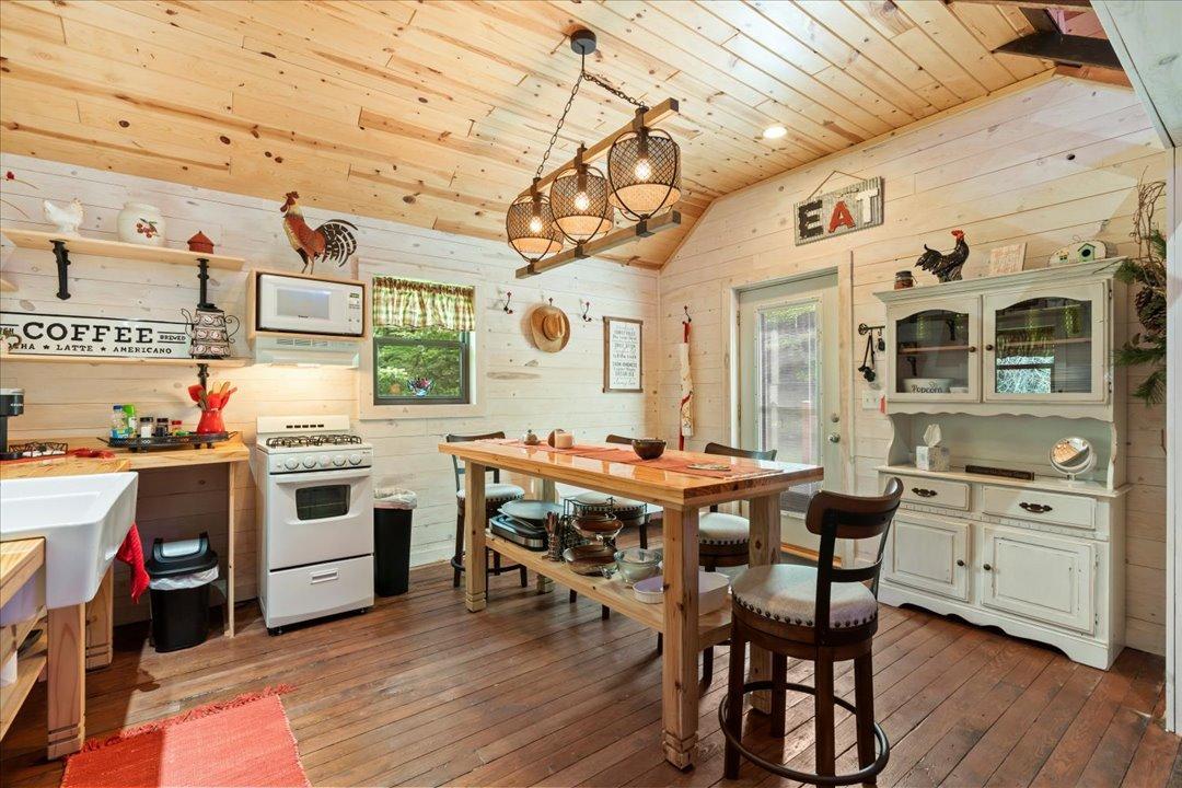 2021 single family home for sale at 42050 Little Pine Road in Emily, MN — 3 bed, 3 bath (photo 34 of 141)