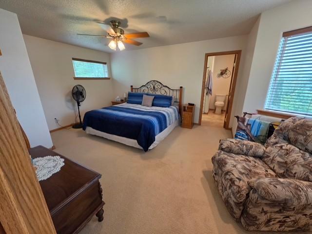 2000 single family home for sale at 11619 24th Street SE in Valley City, ND — 3 bed, 2 bath (photo 13 of 21)