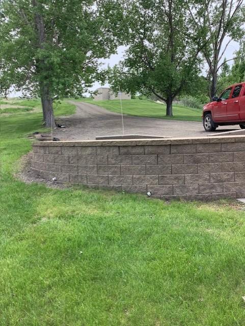 2000 single family home for sale at 11619 24th Street SE in Valley City, ND — 3 bed, 2 bath (photo 3 of 21)