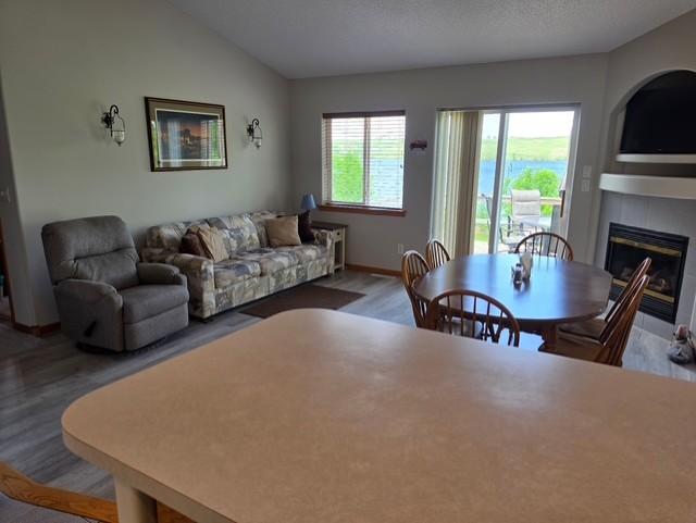 2000 single family home for sale at 11619 24th Street SE in Valley City, ND — 3 bed, 2 bath (photo 8 of 21)