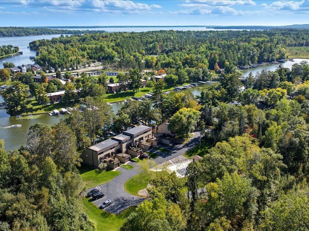 8098 Channel View, Unit 5, Nisswa MN 56468 - Photo 34 of 37