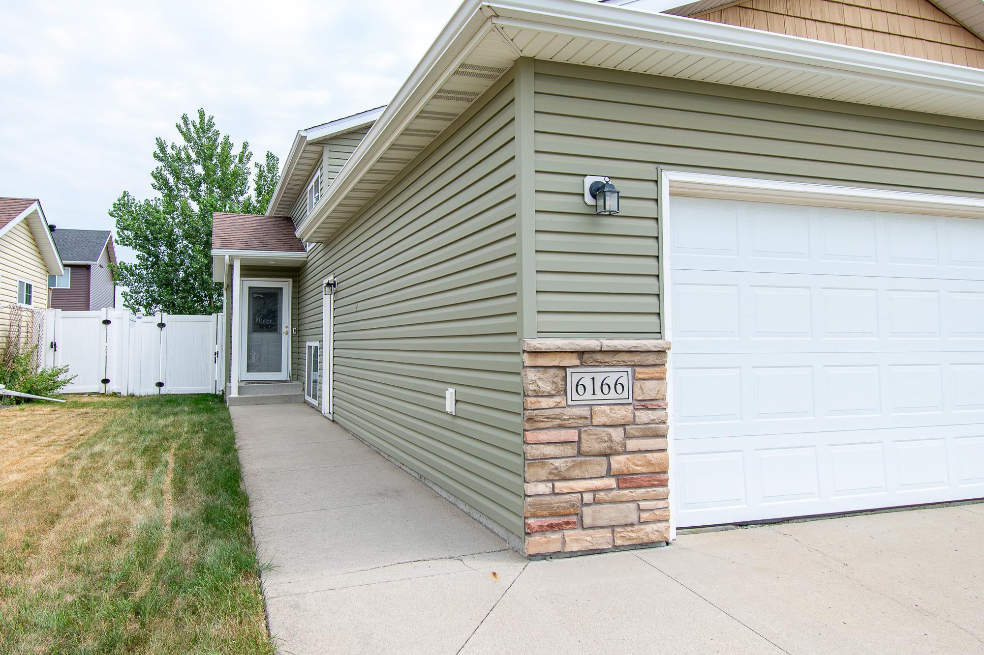 6166 35th Street S, Fargo ND 58104 - Photo 2 of 37