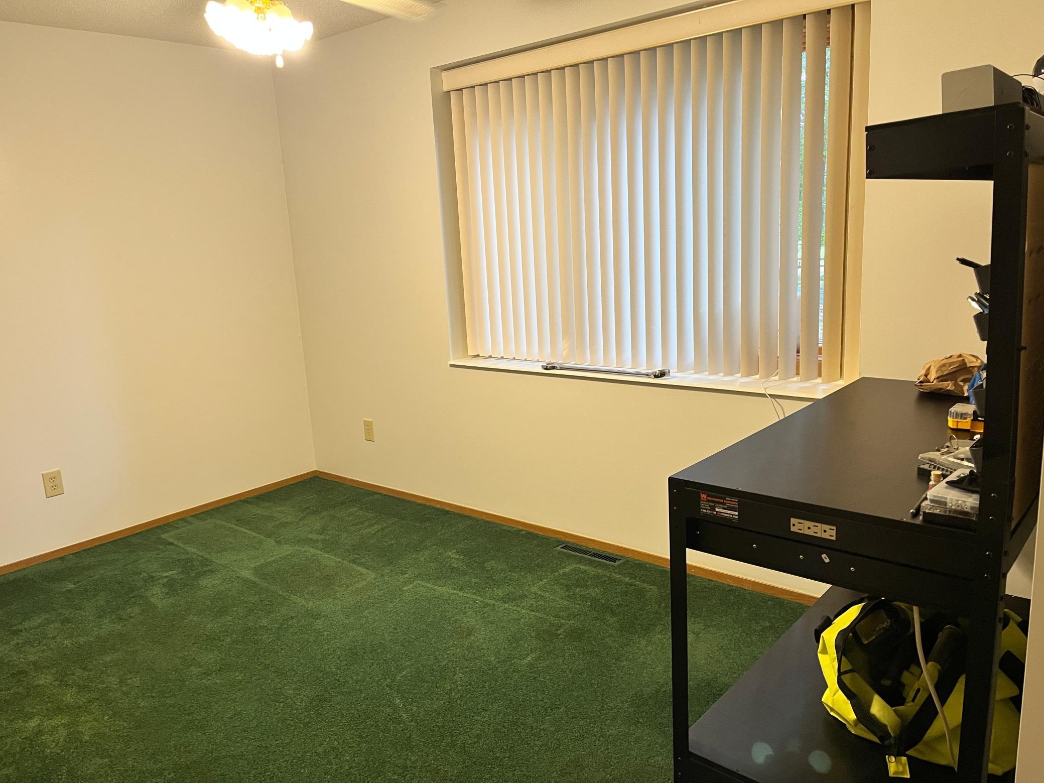 1989 twin home for sale at 2220 Spruce Drive, Unit 1 in Brainerd, MN — 2 bed, 1 bath (photo 13 of 24)