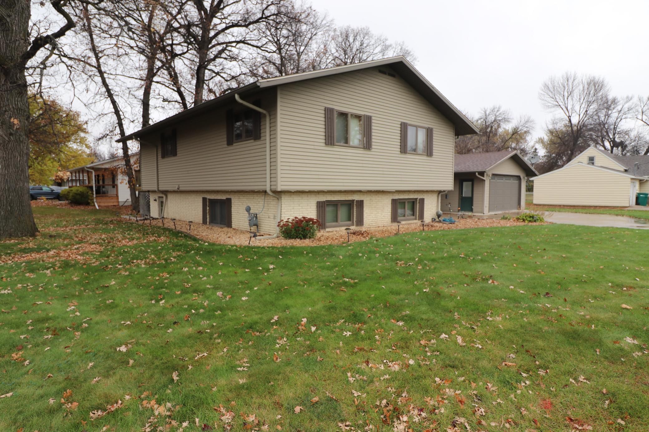 301 Sheyenne Drive, Horace ND 58047 - Photo 4 of 38