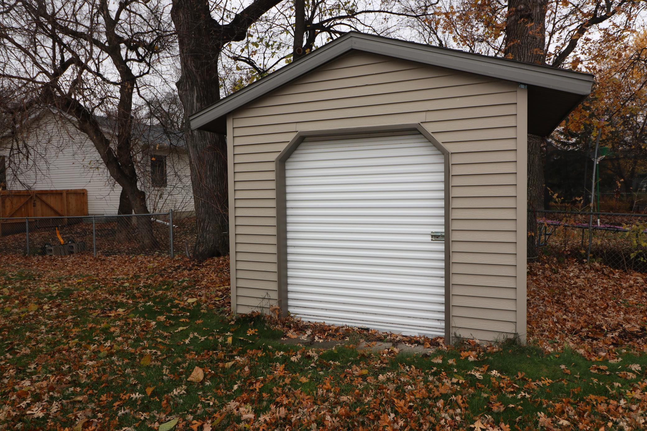 301 Sheyenne Drive, Horace ND 58047 - Photo 7 of 38