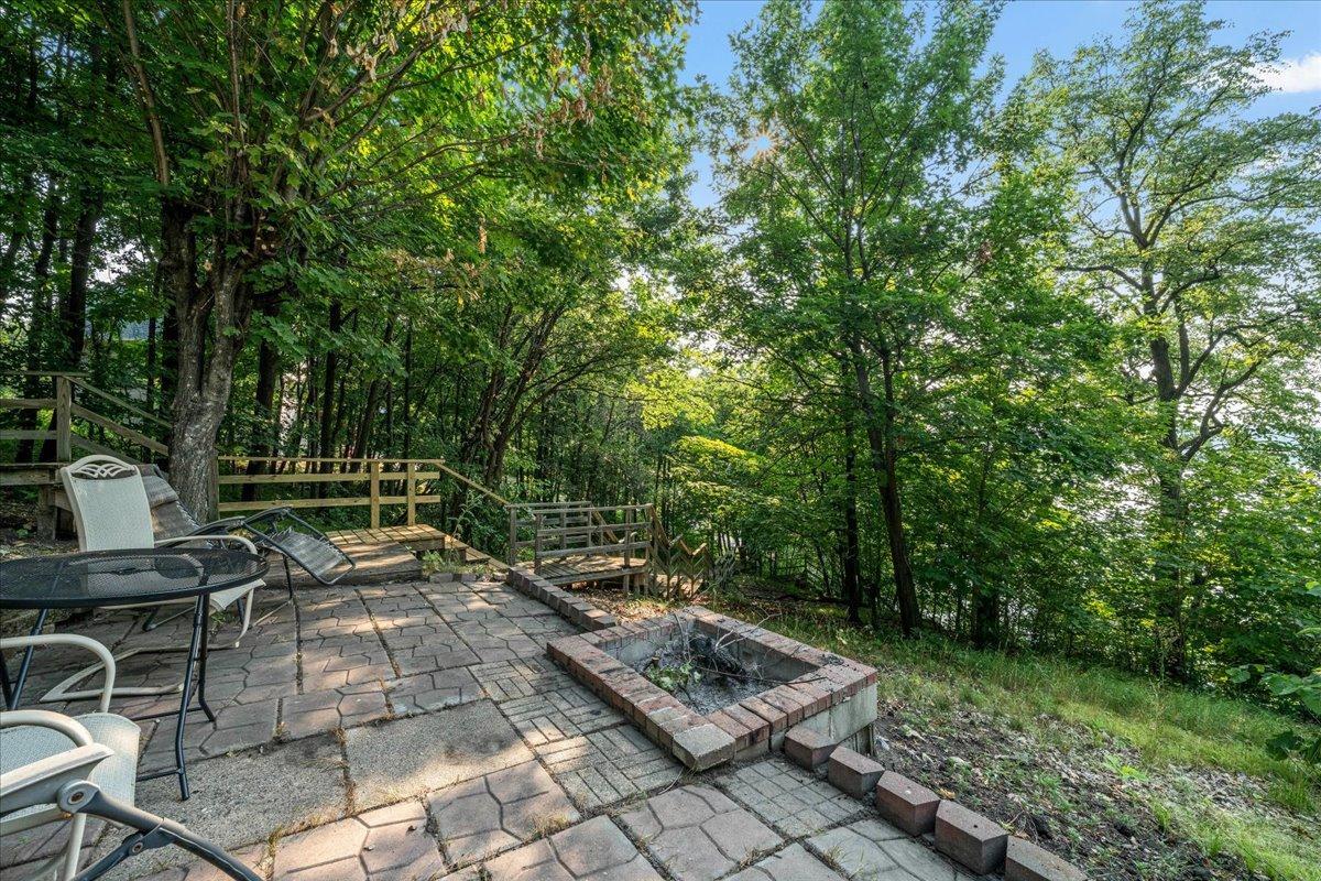 2004 single family home for sale at 11360 Wallen Road NW in Brandon, MN — 1 bed, 1 bath (photo 16 of 64)