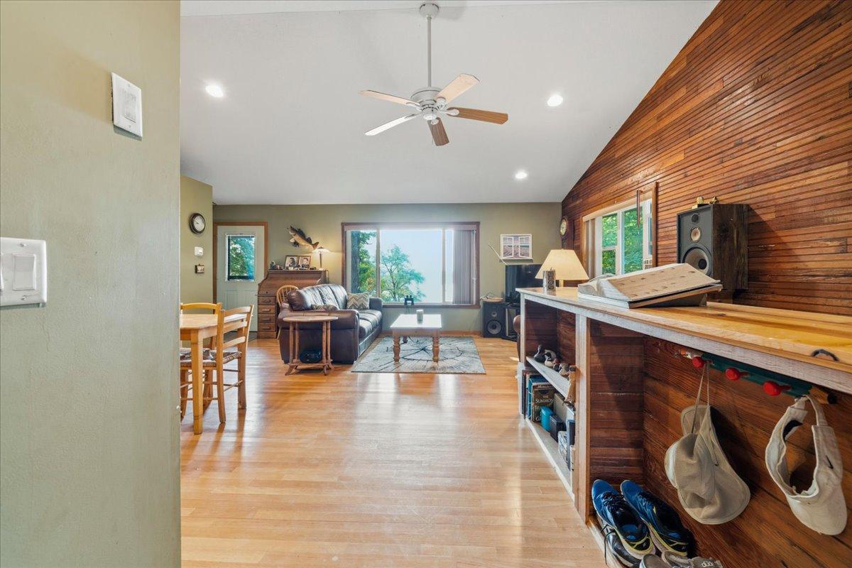 2004 single family home for sale at 11360 Wallen Road NW in Brandon, MN — 1 bed, 1 bath (photo 22 of 64)