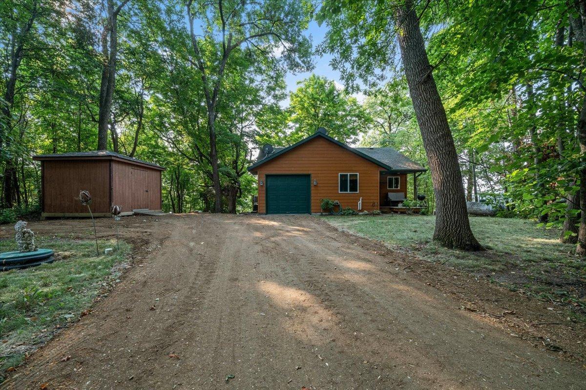 2004 single family home for sale at 11360 Wallen Road NW in Brandon, MN — 1 bed, 1 bath (photo 4 of 64)