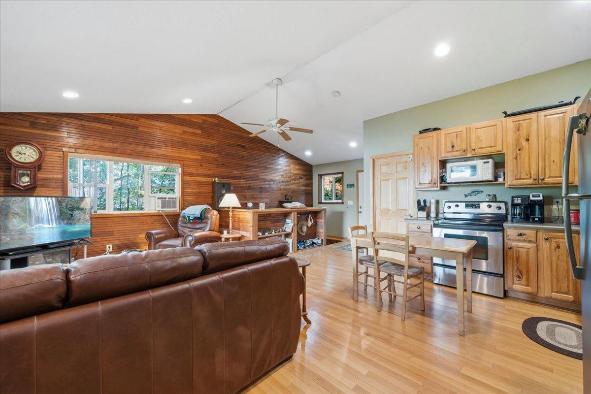 2004 single family home for sale at 11360 Wallen Road NW in Brandon, MN — 1 bed, 1 bath (photo 31 of 64)