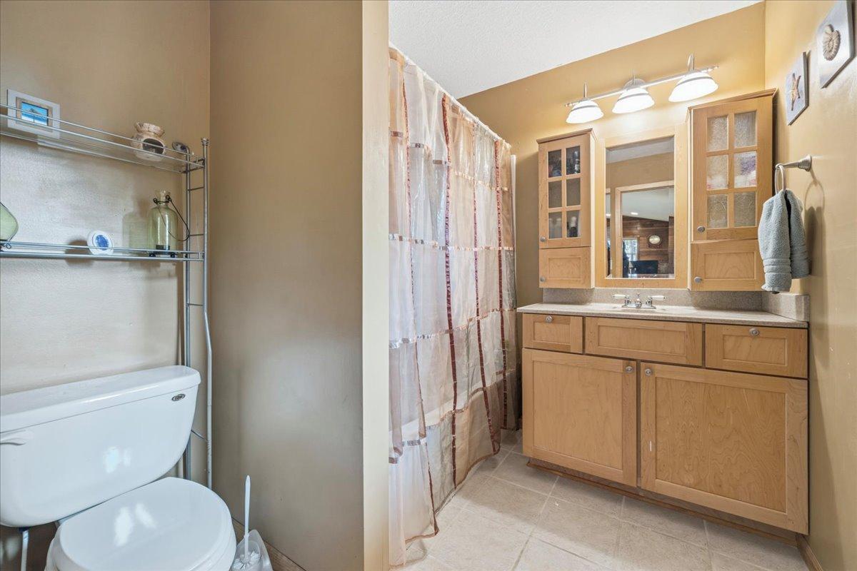 2004 single family home for sale at 11360 Wallen Road NW in Brandon, MN — 1 bed, 1 bath (photo 34 of 64)