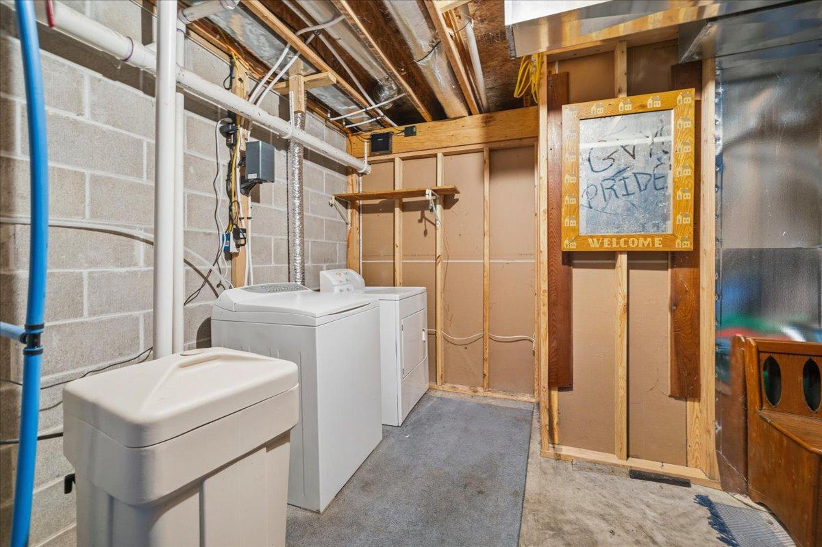 2004 single family home for sale at 11360 Wallen Road NW in Brandon, MN — 1 bed, 1 bath (photo 41 of 64)