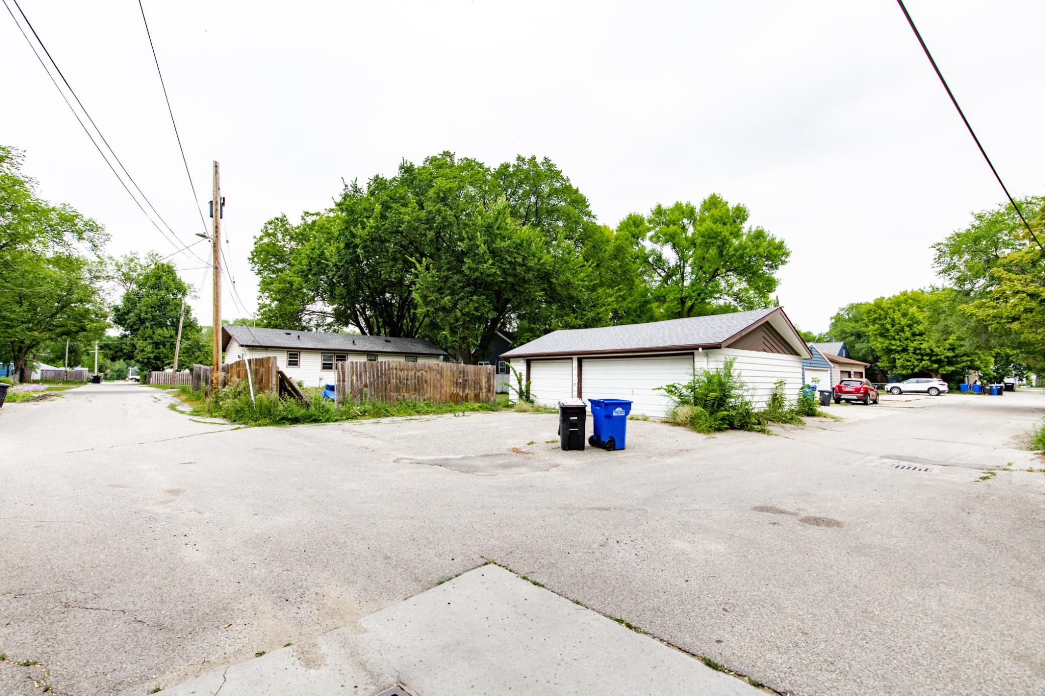 1011 College Street N, Fargo ND 58102 - Photo 46 of 48