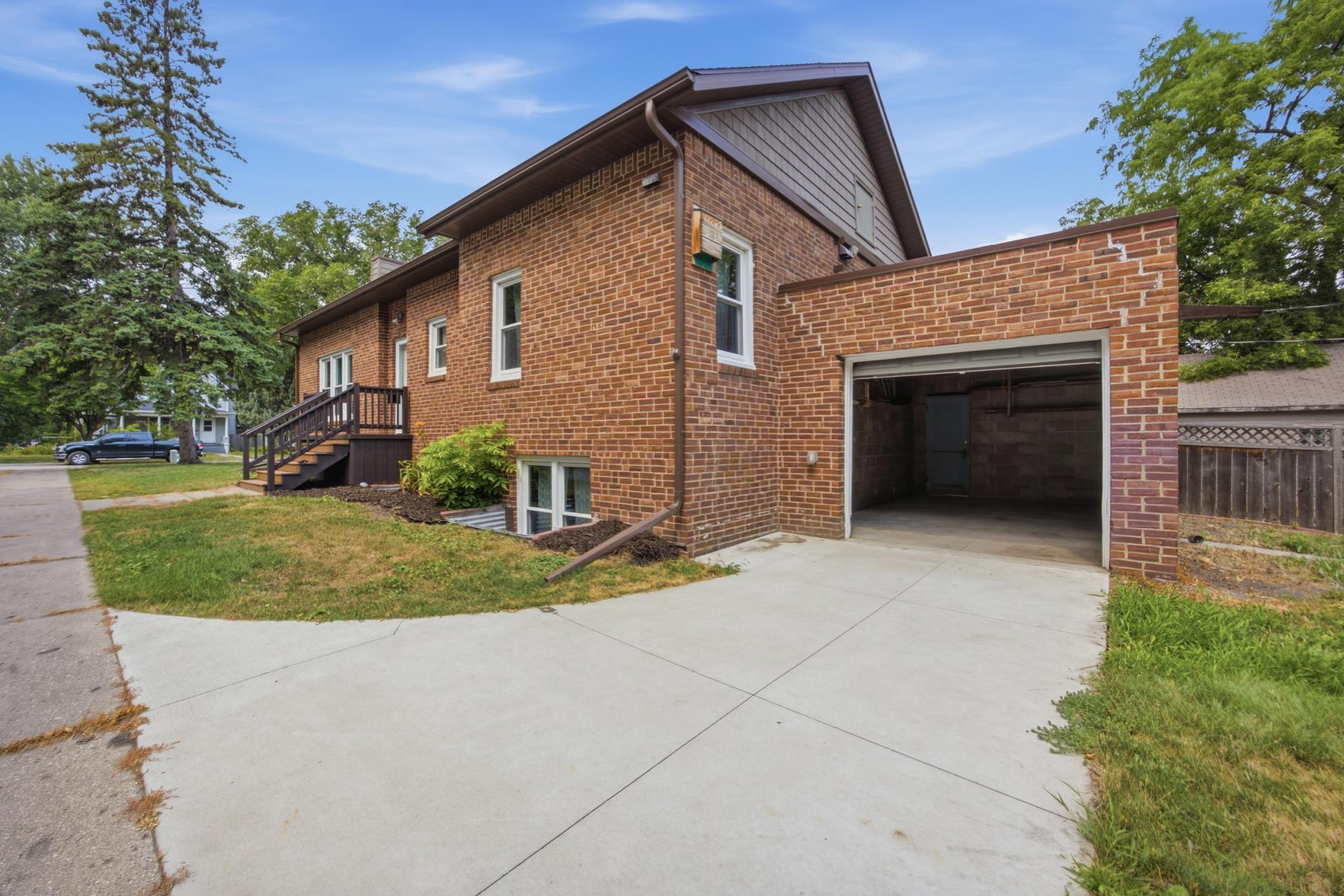 618 6th Street S, Moorhead MN 56560 - Photo 27 of 36