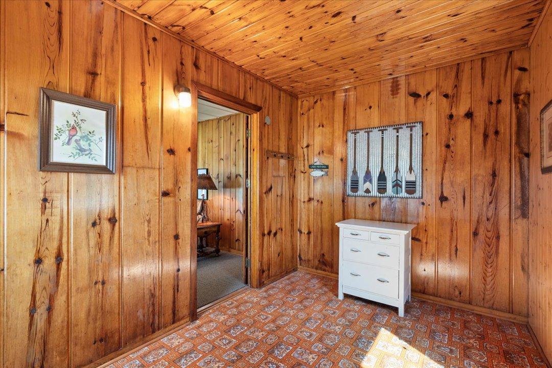 1975 single family home for sale at 5163 Howard Lake Trail NW in Akeley, MN — 3 bed, 2 bath (photo 14 of 33)