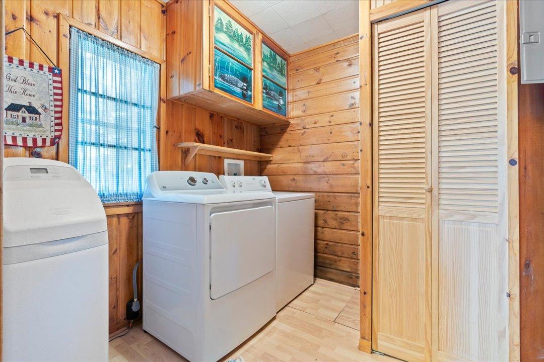 1975 single family home for sale at 5163 Howard Lake Trail NW in Akeley, MN — 3 bed, 2 bath (photo 22 of 33)